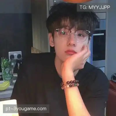 秋焰蓓